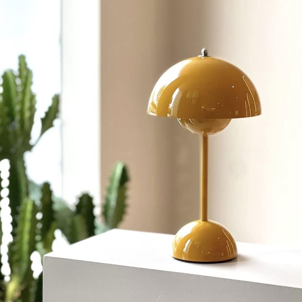 Stepless Dimming Brightness Metal Desk Lamp
