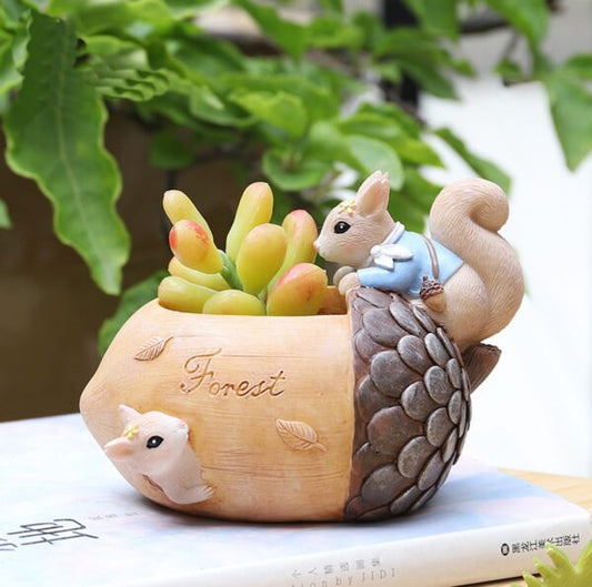 Apricot Squirrel Flower Pot