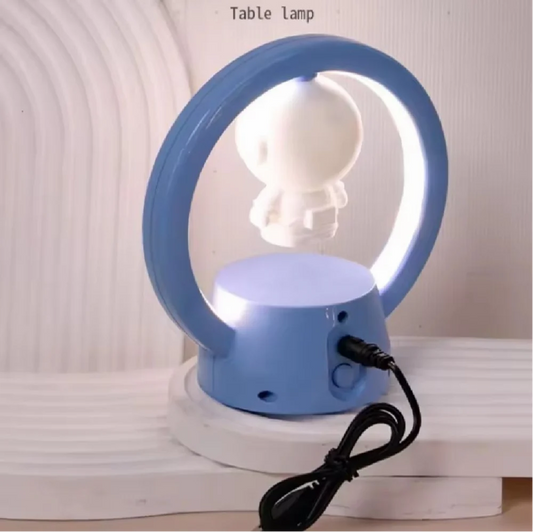 LED ASTRONAUT NIGHT LAMP WITH FLOATING EFFECT